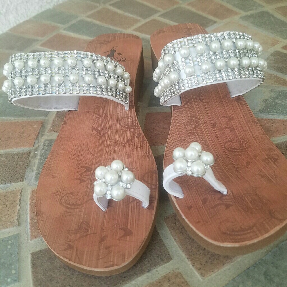 Corkys Pearl Southwest Sandal
